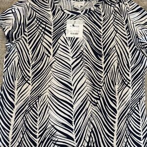 Liz Claiborne Navy Blue and White Leaf Pattern Short Sleeve Top